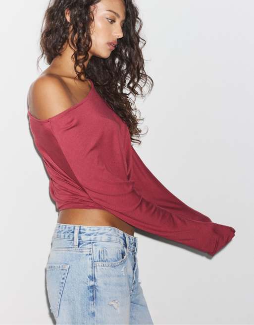 Stradivarius Waistband effect t-shirt in dark red, 2 of 5