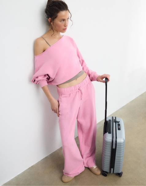 Stradivarius Washed effect cropped sweatshirt in bubblegum pink - view 1