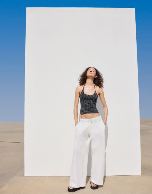Stradivarius Washed effect straight-leg jogger trousers in ecru, 2 of 4