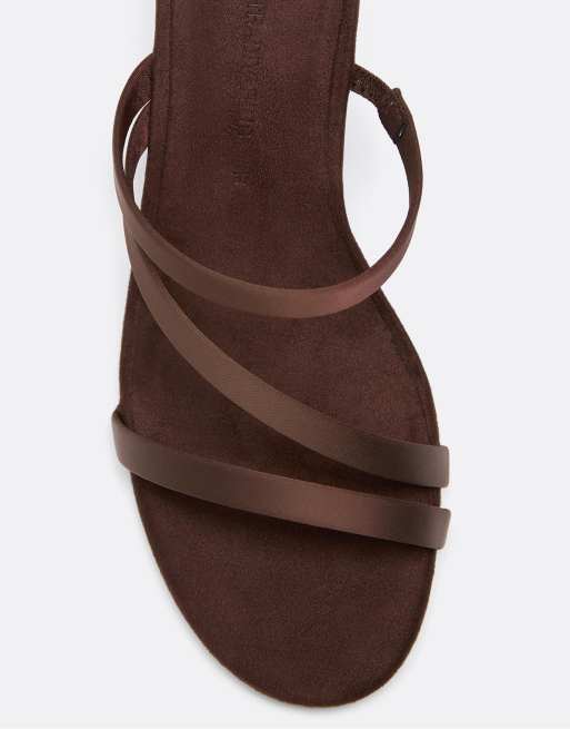 Stradivarius Wedge platform heeled sandals in brown, 4 of 4