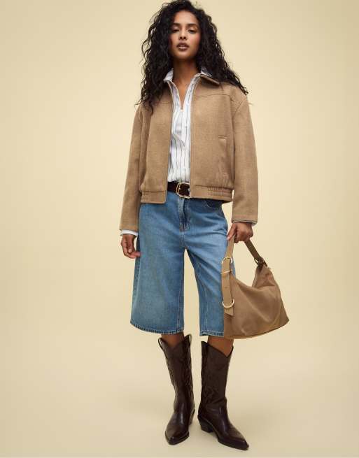 Stradivarius – Weiche Bomberjacke in Camel, 3 von 4