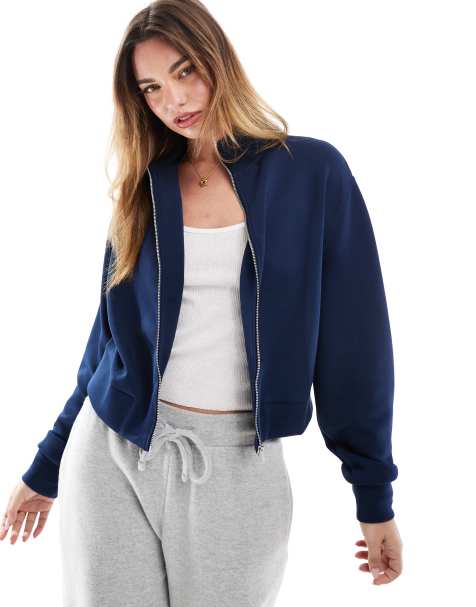 Stradivarius – Weiche Bomberjacke in Marineblau - view 1