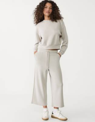Stradivarius - Weiche Culottes in Grau