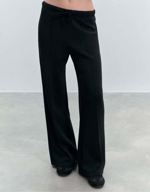Stradivarius – Weiche Hose in Schwarz mit weitem Bein und Ziernaht, 2 von 4