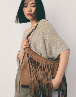 Stradivarius - Weiche Schultertasche in Karamell mit Fransendetail-Brown