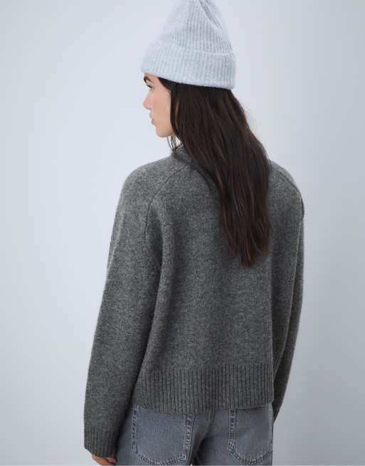 Stradivarius – Weicher Basic-Strickpullover in Dunkelgrau, 3 von 3