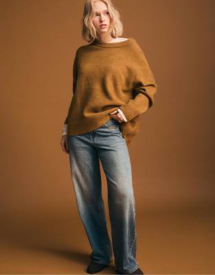 Stradivarius - Weicher Strickpullover in Ocker-Gelb