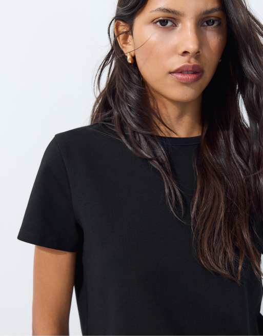 Stradivarius – Weiches Basic-T-Shirt im Regular Fit in Schwarz, 4 von 7