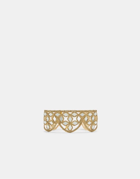 Stradivarius – Wellenförmige Choker-Halskette in Goldoptik mit verspiegeltem Muster - view 1