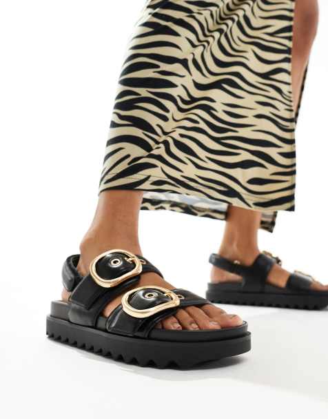 Stradivarius wide fit buckle sandals in black - view 1