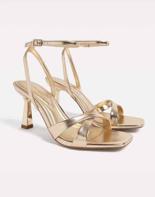 Stradivarius Wide Fit - Guldfarvede sandaler med stilethæl, 2 af 4