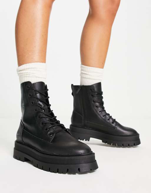 Black ankle 2025 tie up boots