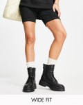 [Stradivarius] Stradivarius Wide Fit lace up flat ankle boots in black 39 BLACK