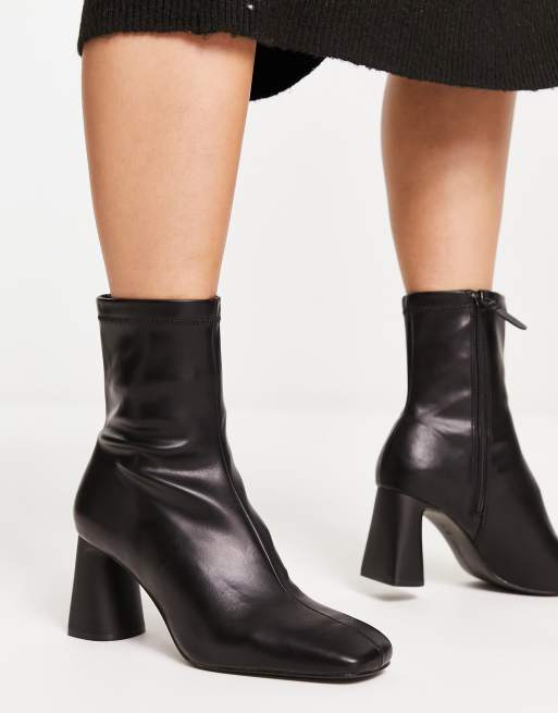 Black boots medium store heel