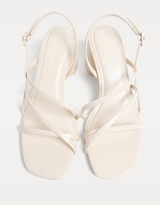 Stradivarius Wide Fit – Sandaletten in Ecru mit Blockabsatz, 2 von 4