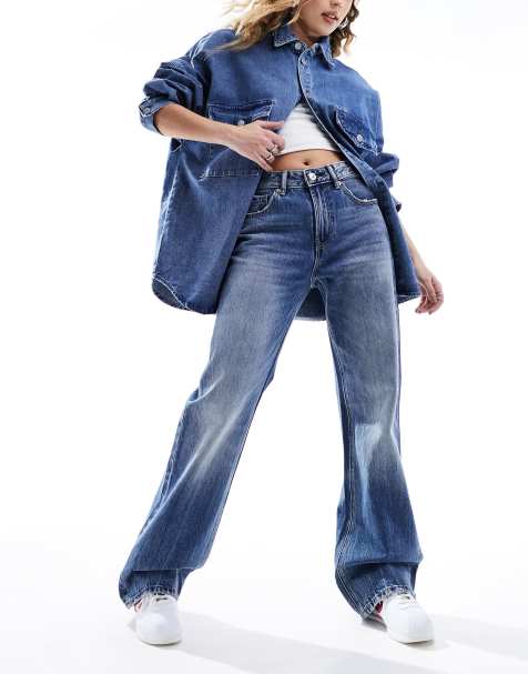 Stradivarius wide leg dad jeans in medium wash blue - view 1