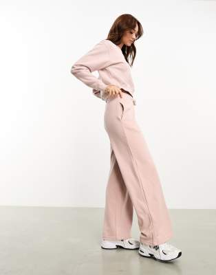 Stradivarius wide leg jogger co-ord in blush-Brown