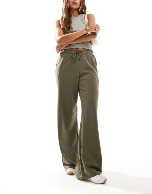 Stradivarius wide leg jogger in khaki