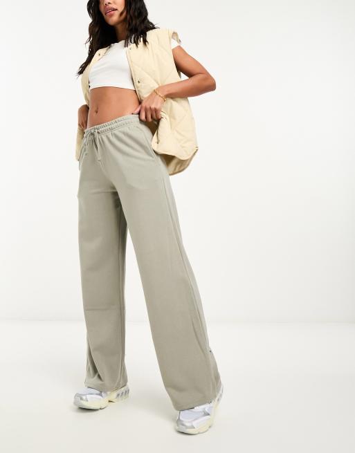 Stradivarius wide leg jogger in washed khaki