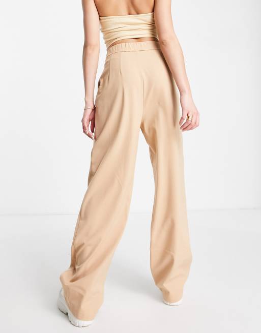 Stradivarius wide leg relaxed dad trousers in beige