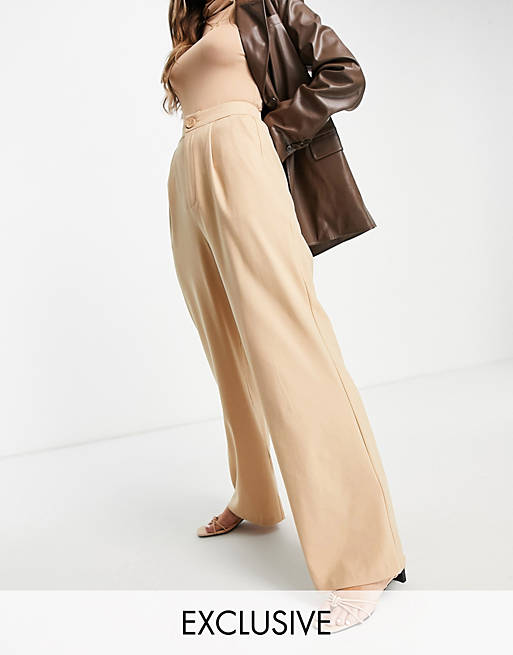  Stradivarius wide leg relaxed dad trousers in beige 