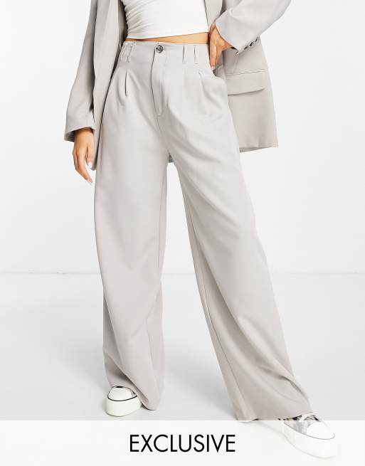 Stradivarius wide leg relaxed trousers in grey