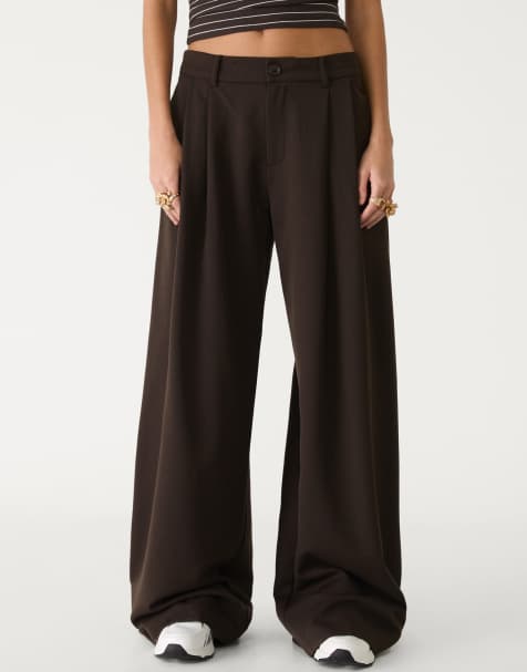 Stradivarius wide leg smart trousers with darts in brown - view 1