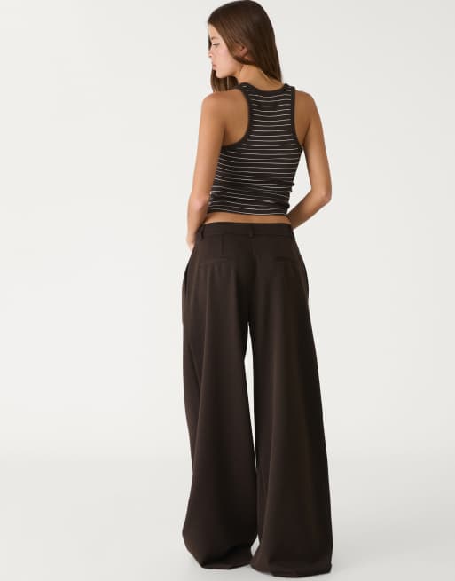 Stradivarius wide leg smart trousers with darts in brown