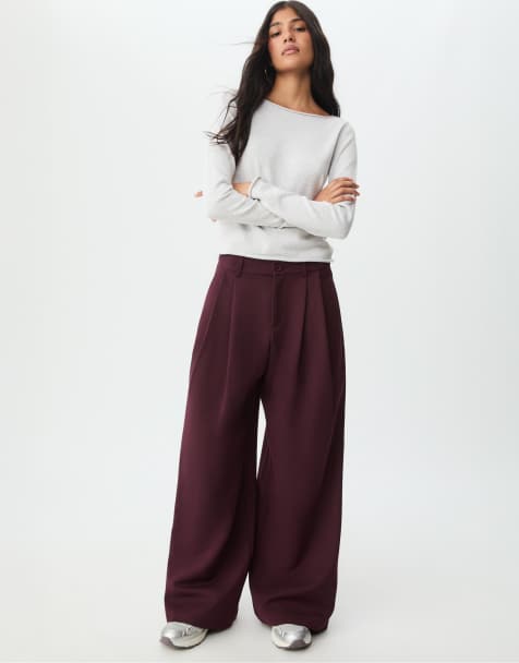 Stradivarius Wide leg smart trousers with darts in burgundy - view 1