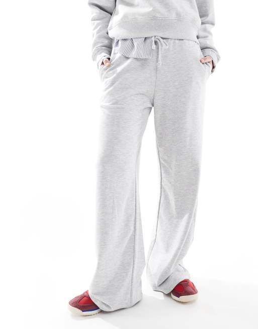 Stradivarius wide leg sweatpants in gray