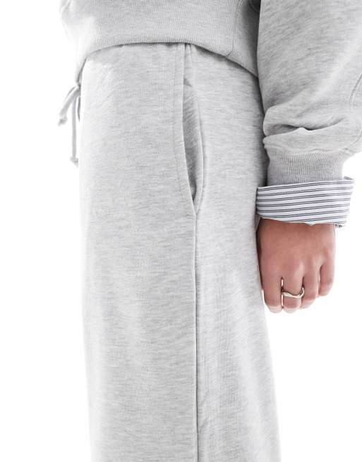 Stradivarius Petite wide leg sweatpants in gray heather