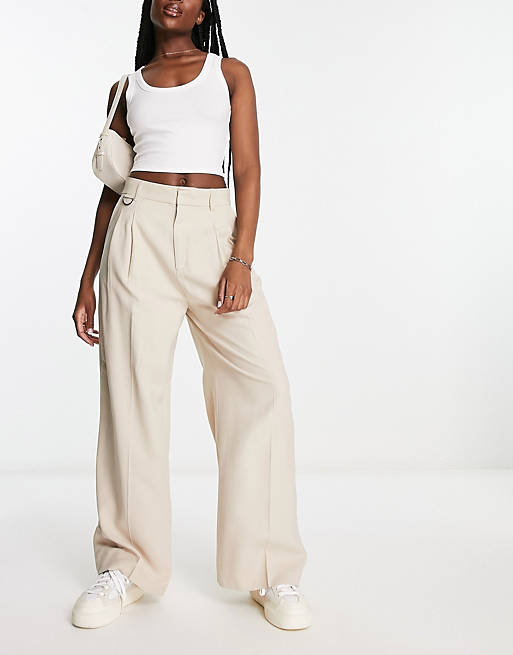 Stradivarius wide leg tailored trouser with pleat detail in natural | ASOS