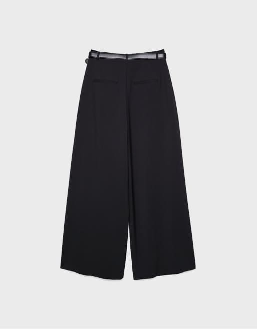 Stradivarius Wide-leg trousers with darts and belt in black, 7 of 7