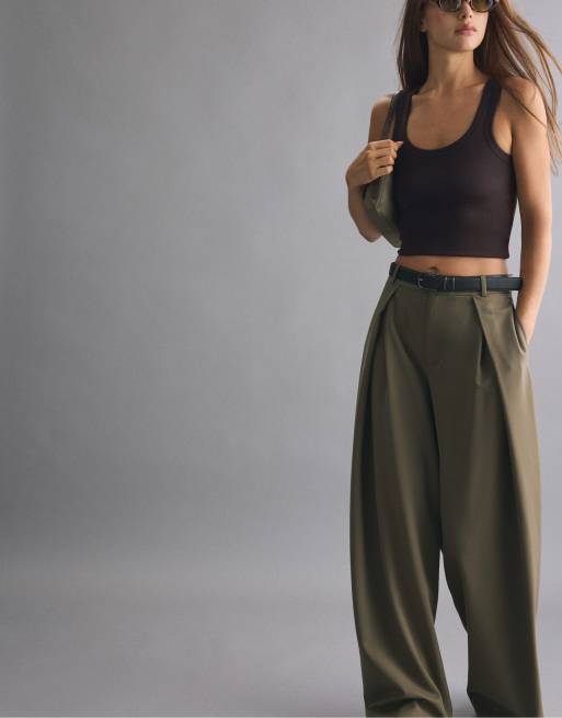 Stradivarius Wide-leg trousers with darts and belt in khaki, 5 of 7