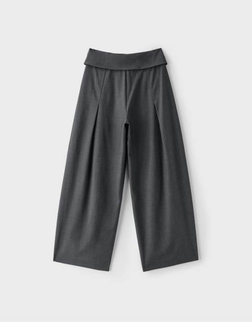 Stradivarius Wide-leg trousers with turned-up waistband in dark grey, 6 of 6