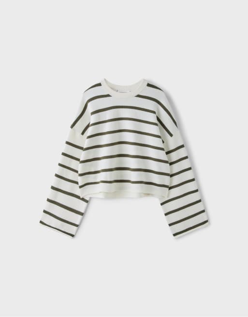 Stradivarius Wide sleeve cropped knit jumper in vanilla, 6 of 7