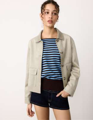 Stradivarius - Wildlederimitat-Jacke in Steinbeige mit Taschen-Weiß