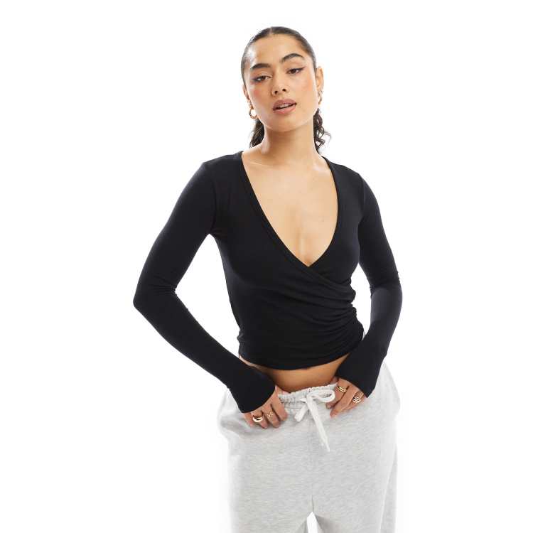 207778169-1-black?$n_750w$&wid