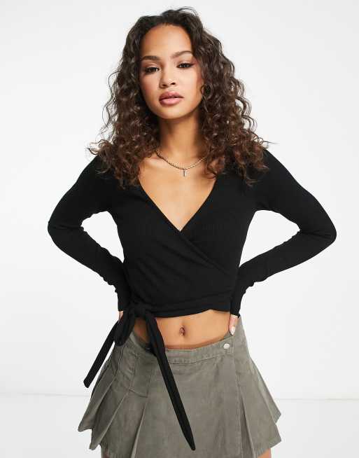 https://images.asos-media.com/products/stradivarius-wrap-top-in-black/204048572-1-black?$n_640w$&wid=513&fit=constrain