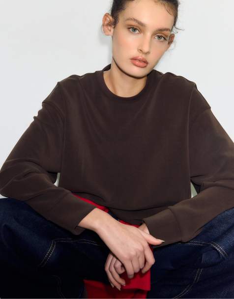 Stradivarius - Zacht basic sweatshirt in bruin - view 1