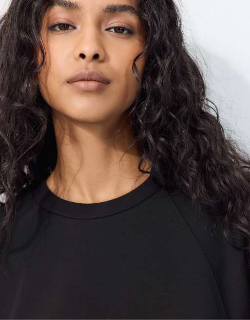 Stradivarius - Zacht T-shirt met korte mouwen in zwart, 4 van 7