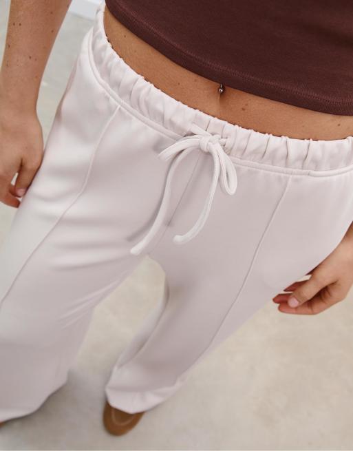 Stradivarius - Zachte broek met wijde pijpen en naaddetail in gebroken wit, 4 van 4