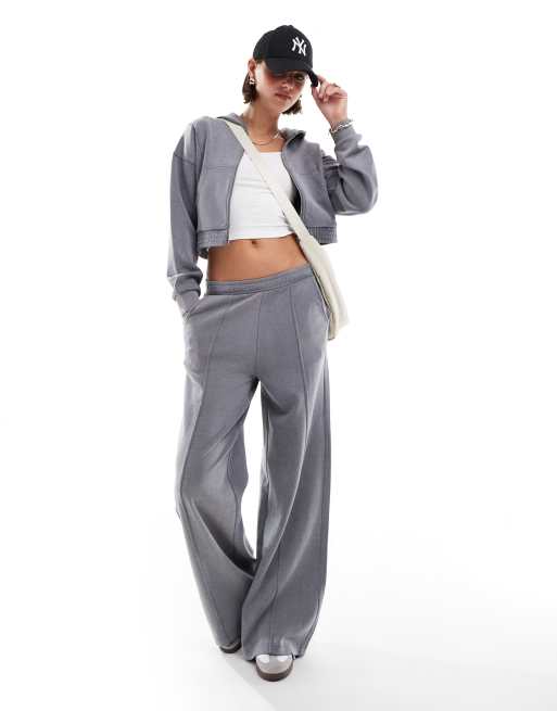 Stradivarius - Zachte joggingbroek met wijde pijpen in donkergrijs, deel van co-ord set