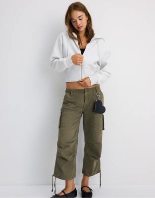 Zip Up 4