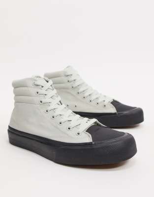 straye high tops