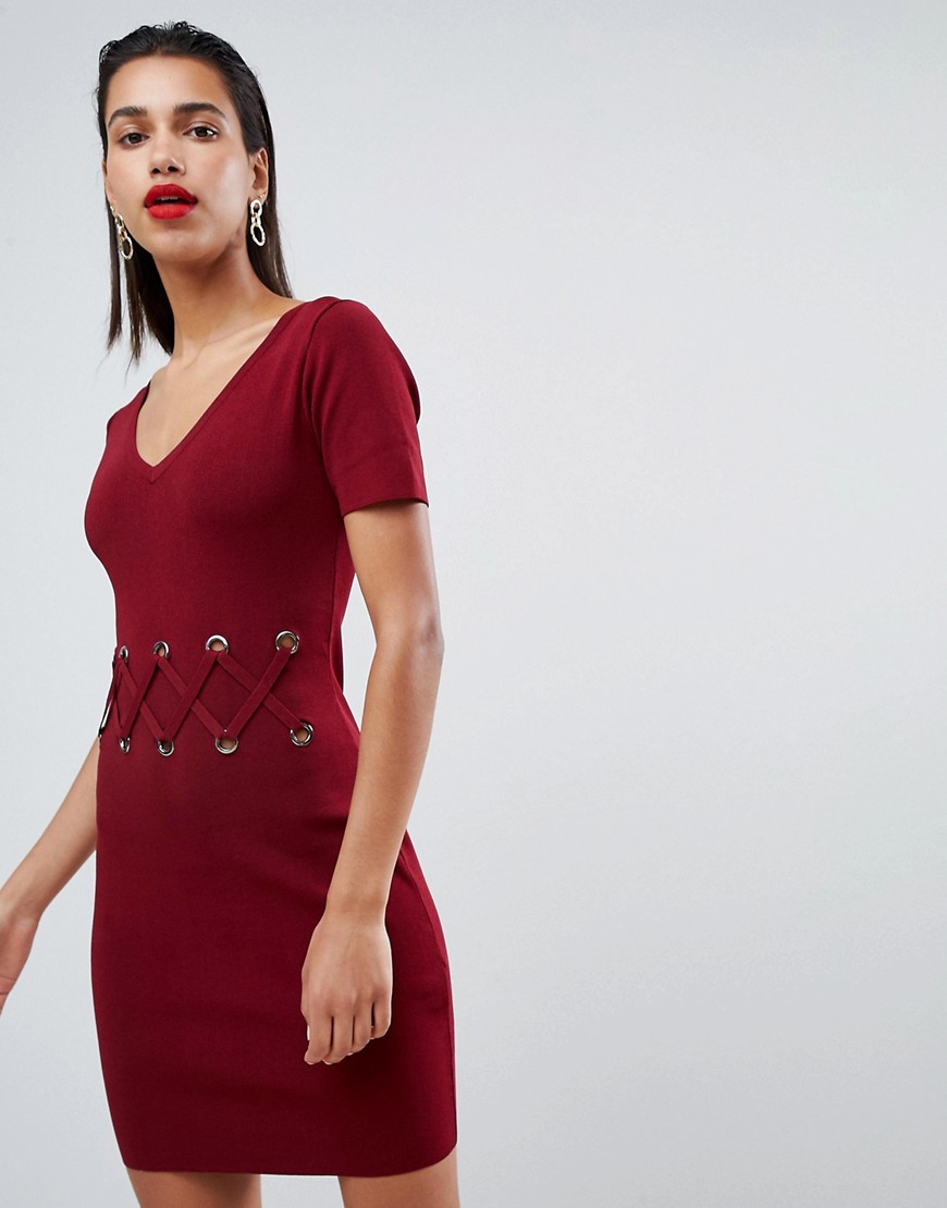 Strikket tube kjole med metaldekoration fra Morgan-Rød