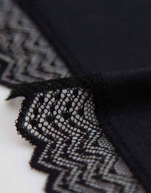 Stripe and Stare Zigzag lace triangle bra in black, 3 of 7