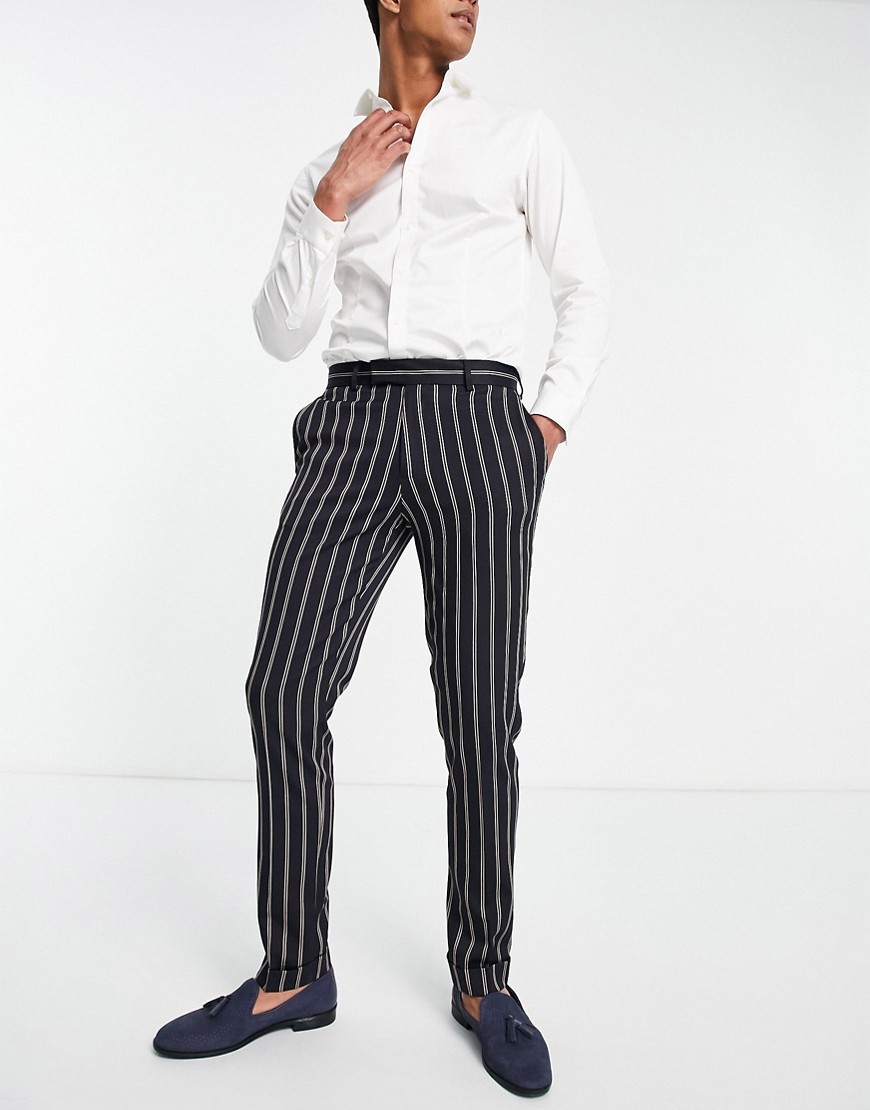 фото Строгие полосатые брюки с хлястиком сзади и отворотами asos design-темно-синий