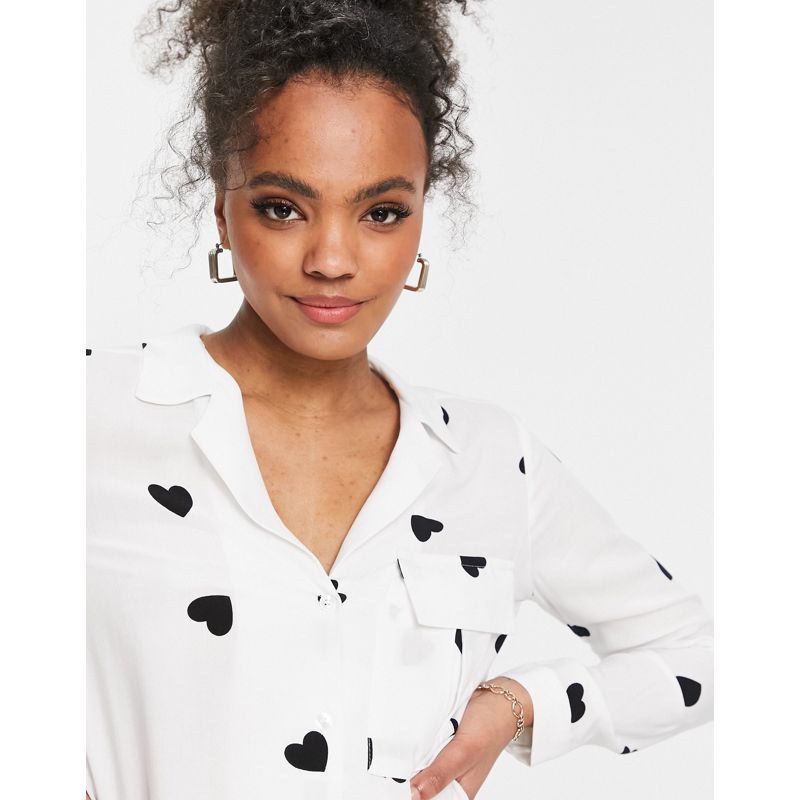 Camicie e bluse Top Style Cheat - Blusa crema con stampa a cuori e bottoni