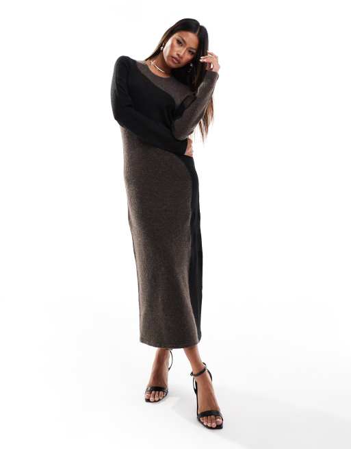 Style Cheat - Gebreide midi jurk met kleurvlakken in bruin